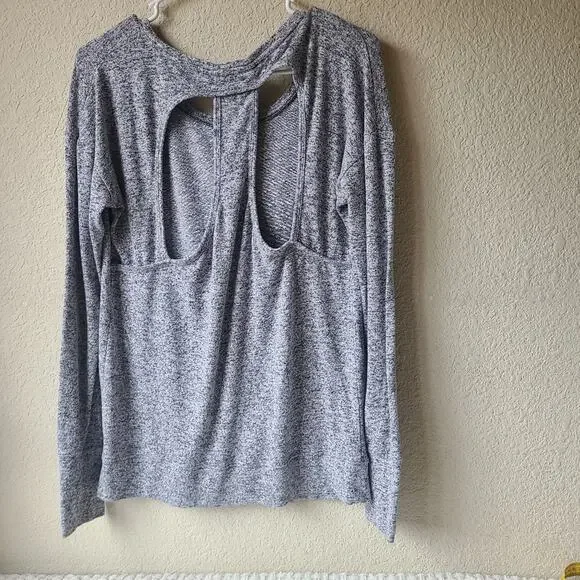 Athleta Gray Long Sleeve Top - Picture 2 of 7